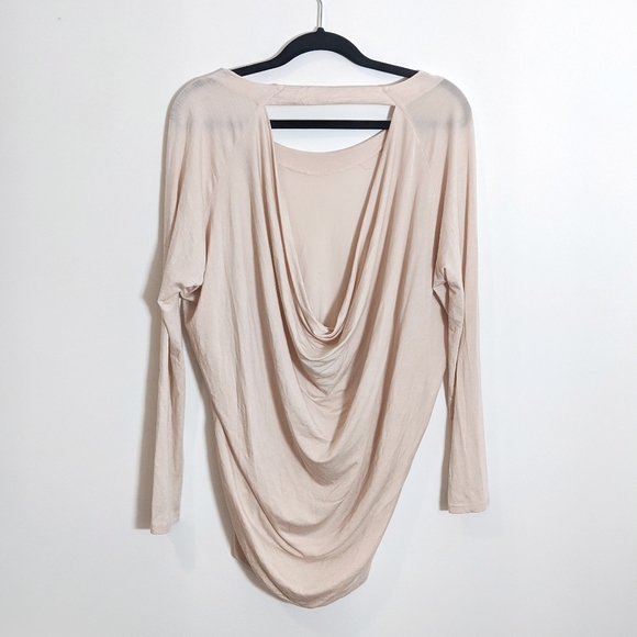 Aritzia Tops - Pink Wilfred open and draped back long sleeve top